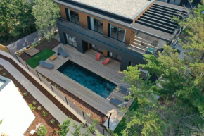Prestigious Sunset 1 and 2 Villas 2 swimming pools sea view for up to 16